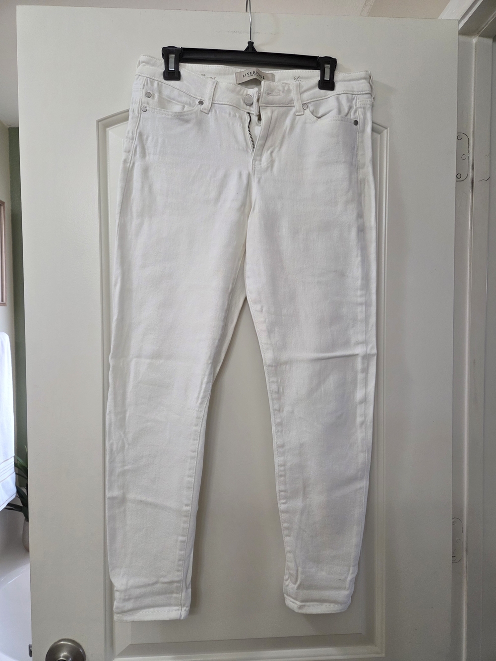 Liverpool White Skinny Jeans for Women